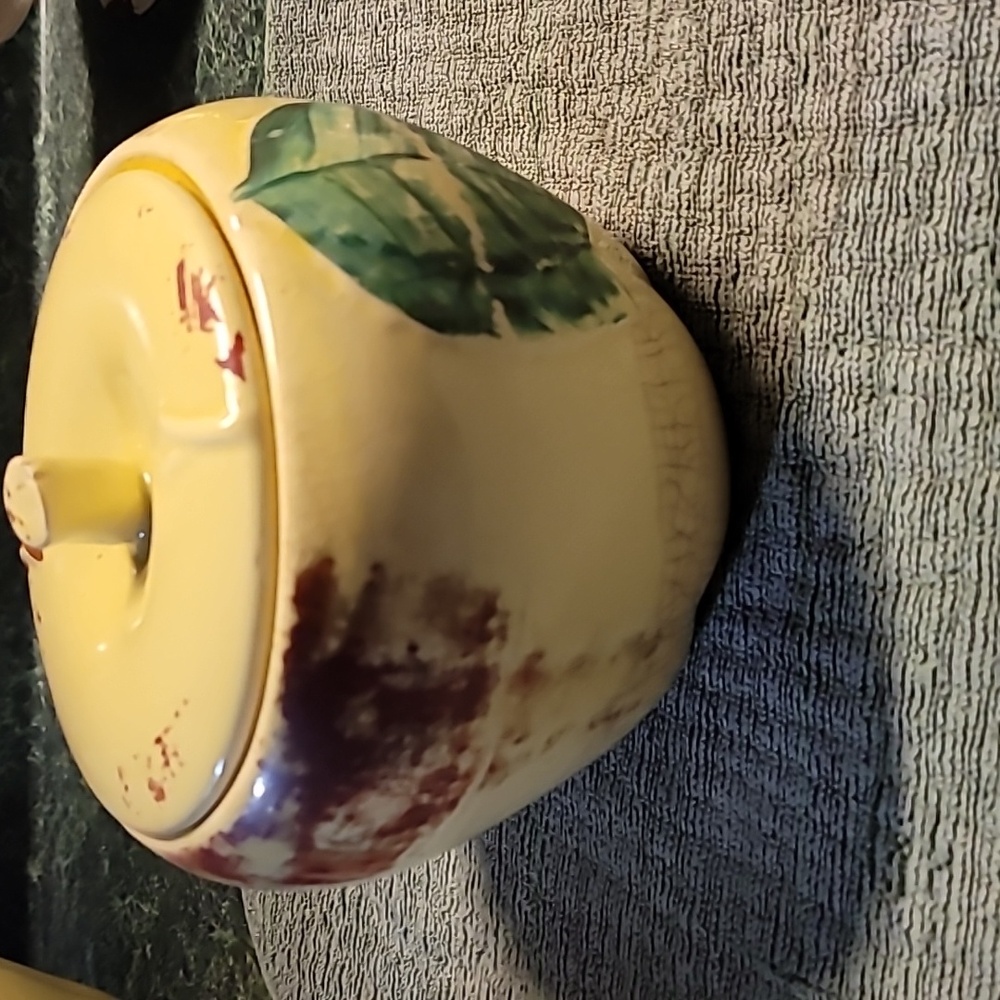 Vintage Small Hull Treat Jar